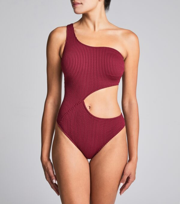 Laetitia Bordeaux Curly